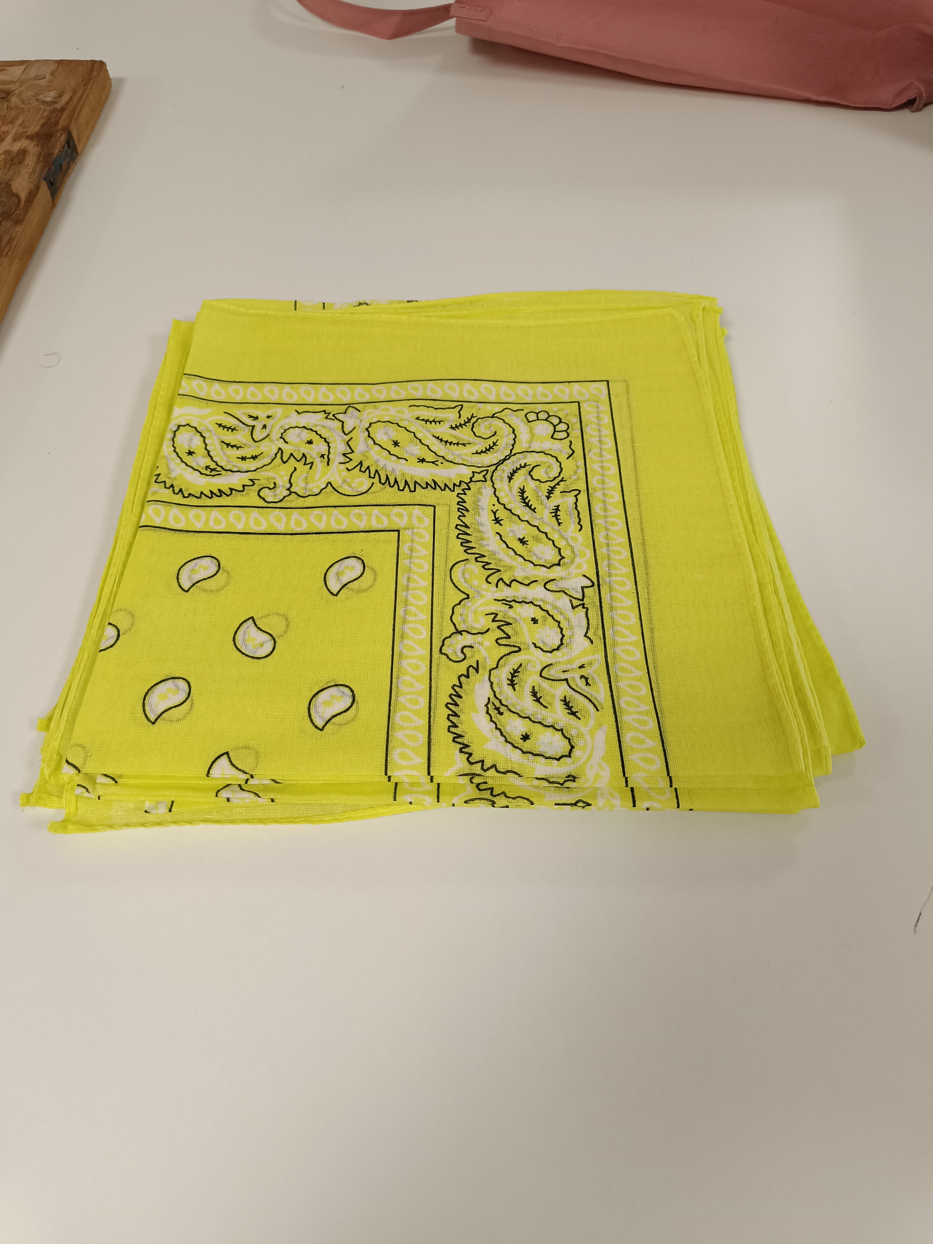 Bandana Geel