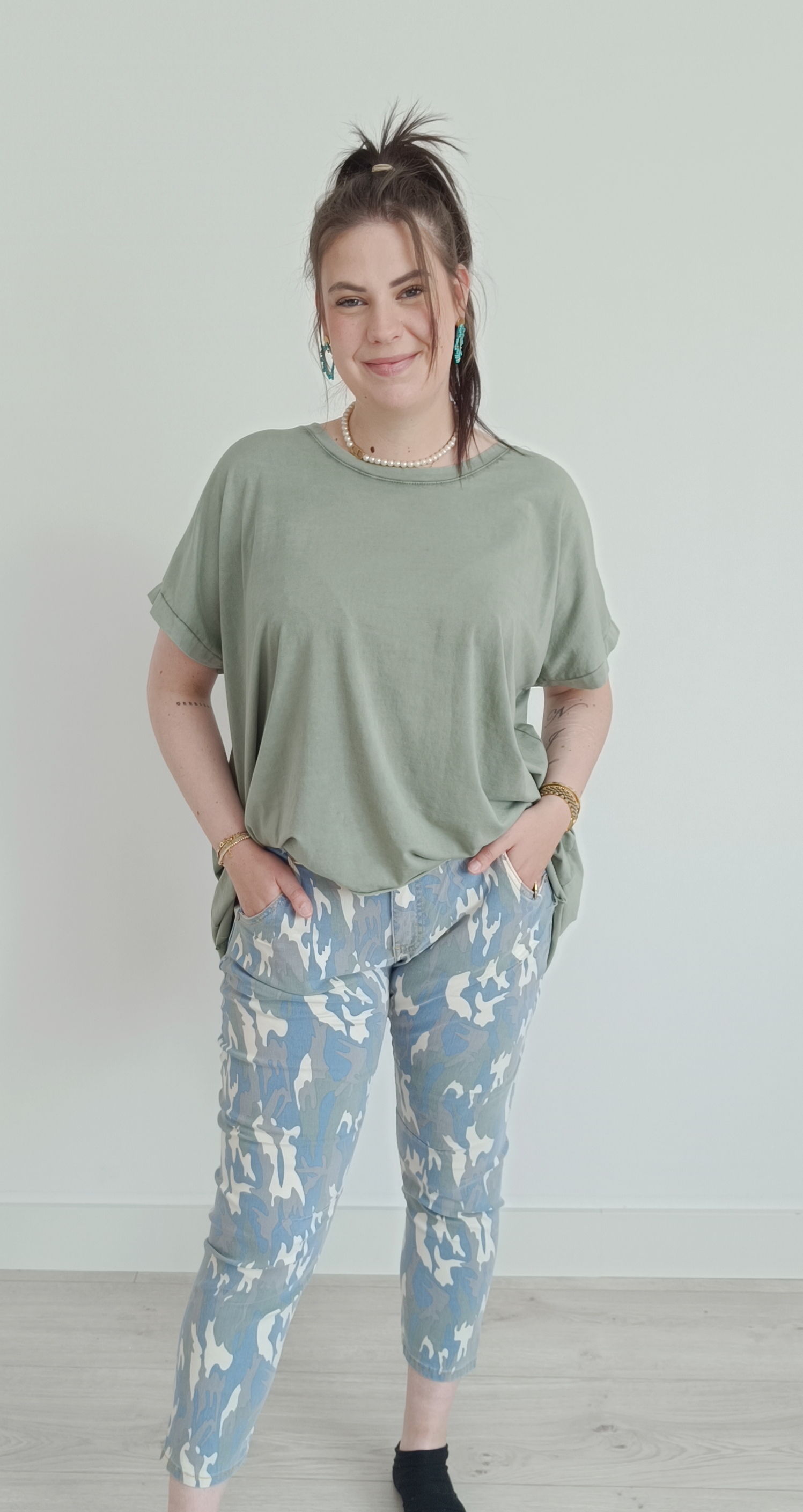 Jeans camouflage print maat 42/44