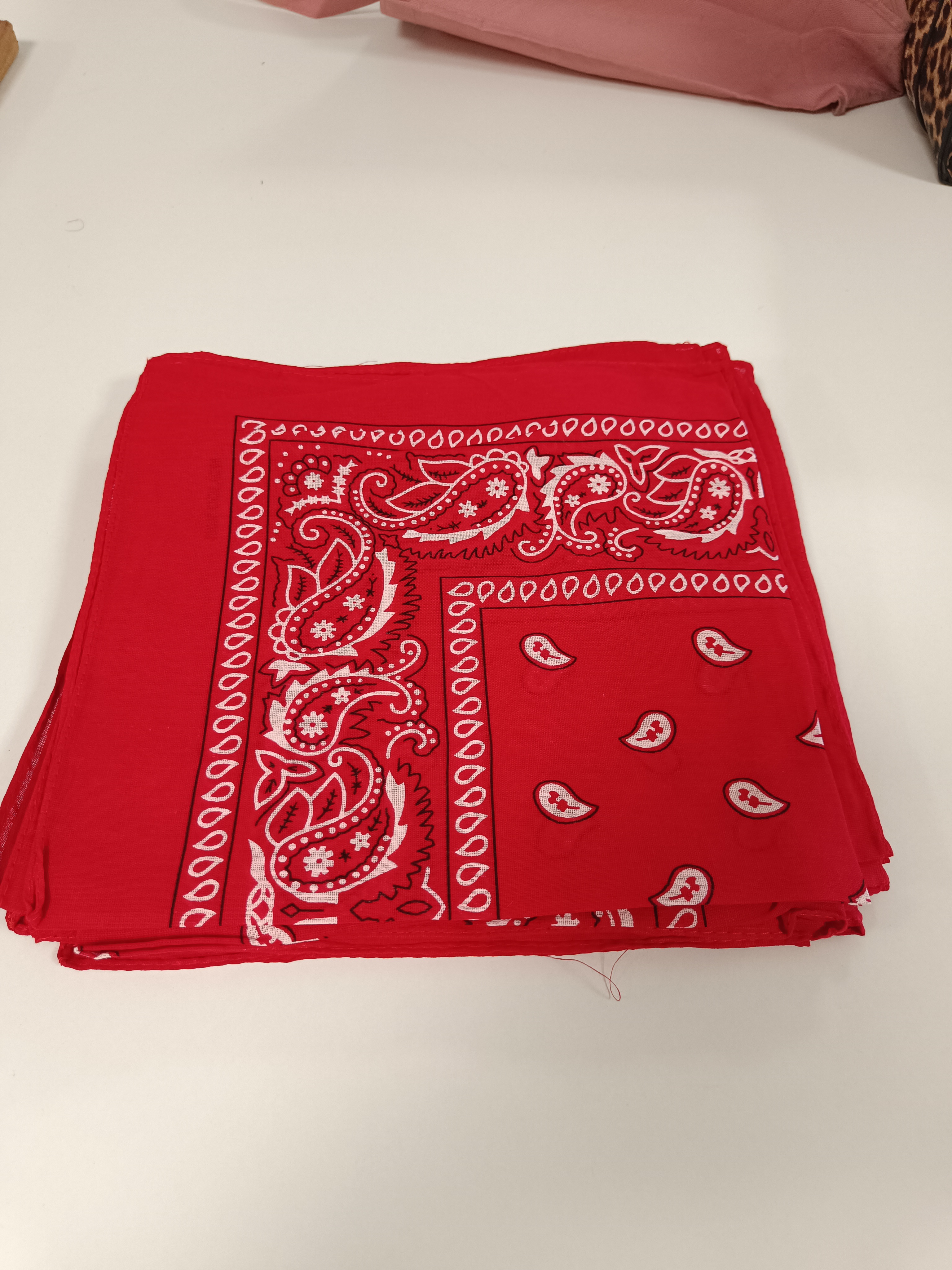 Bandana Rood