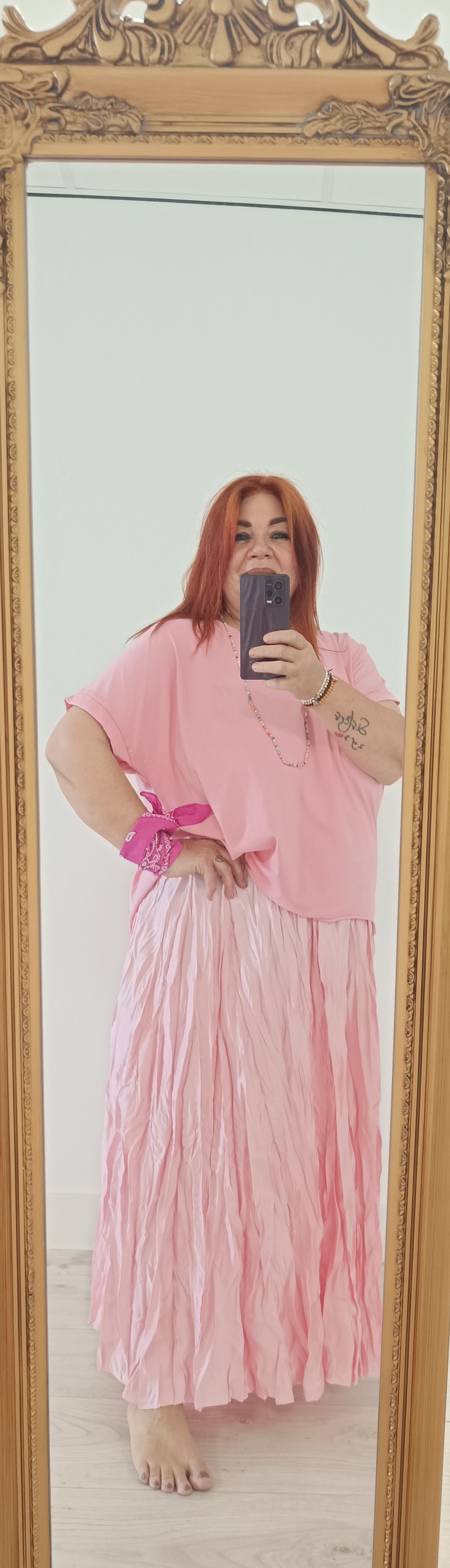 Roze satijnen kreukel rok