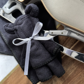 Cleaning Bear - Black