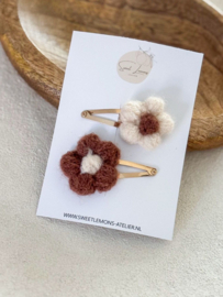 Knitted Flowers Set