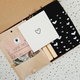 Cadeau voor vriendin - Thee cadeautje - Brievenbus cadeau