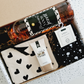 Daar moet op gedronken worden - Wijn cadeau - Cadeaupakket