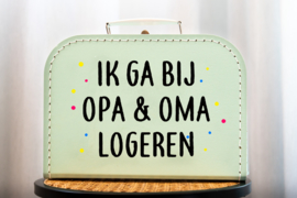 Koffer ik ga bij opa & oma logeren