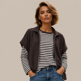 vest met korte mouwen en ritssluiting in diverse kleuren