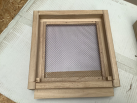 mini plus hout compleet  (1 BK met raampjes)