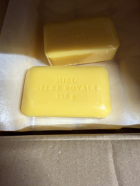 Honing & Koninginnegelei zeep 250 gram