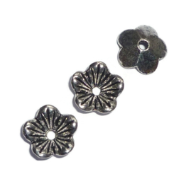 Kralenkapje Bloem Oudzilverkleur Metaal 10x3,5mm - 5 stuks