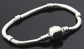 Pandora-style armband met bolsluiting - verzilverd