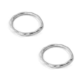 Gesloten Ringen - Gehamerd - Goudkleur of Zilverkleur - 24mm  - 2 stuks