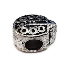 Metalen kraal met groot gat -  Lieveheersbeestje - 12x8x8mm - gat 4.5mm