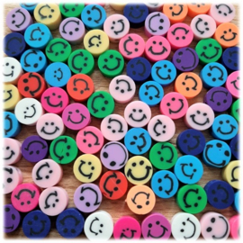 Smiley Polymeer Kralen 10mm - mix van 8 stuks