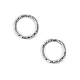 Gesloten Ringen - Gehamerd - Goudkleur of Zilverkleur - 24mm  - 2 stuks