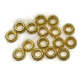 Metaal Spacer Kraaltje Goud- of Zilverkleur - 4mm - gat 2mm - 20 stuks