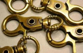 Grote Sleutelhanger metaal  ca 54mm lang