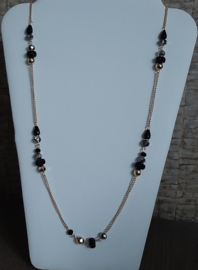 Chique Lange Halsketting - Goudkleur met Zwarte kralen - 96cm + verlengketting