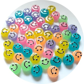 Smiley Kraal 10mm Glow in the Dark Multicolor  - 10 stuks