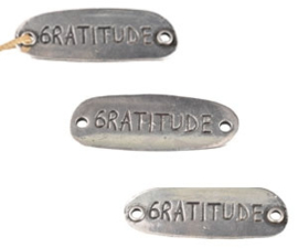 Hanger / Tussenzetsel Metaal 'Gratitude' ca 15x40mm