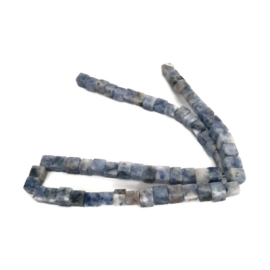 Blauw gevlekte jaspis kralen  - vierkant - 4mm  of 6mm - 10 stuks