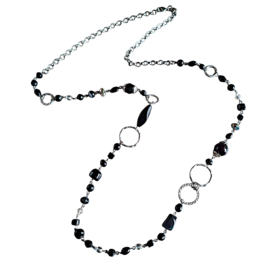 Lange Halsketting Zwart met Zilverkleur accenten - 102cm